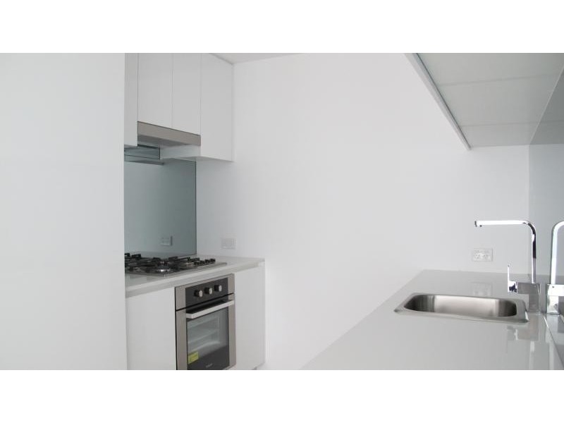 15 COMPASS DRIVE, Biggera Waters QLD 4216