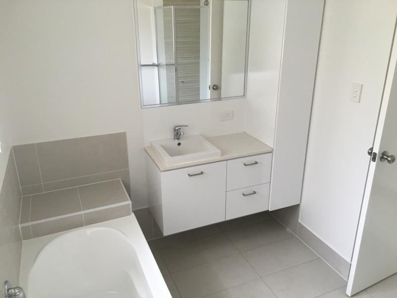 A/41 Clearwater street, Bethania QLD 4205