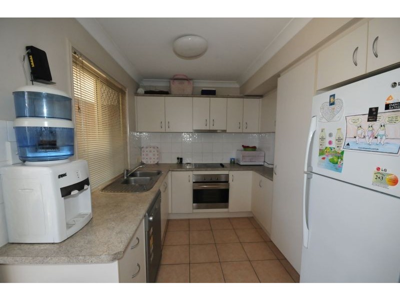 100 Oakmont Avenue, Oxley QLD 4075