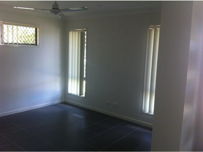 1/6 Linton Street, Loganlea QLD 4131