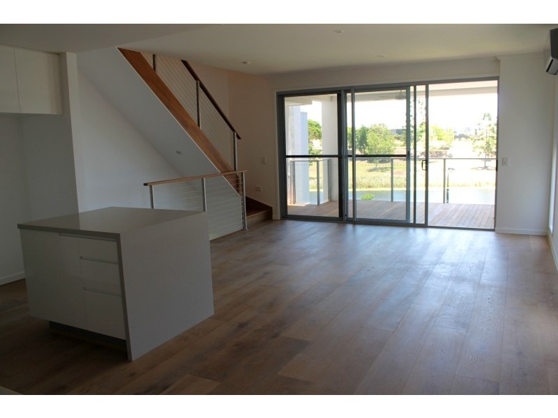 49 Parnell Boulvard, Robina QLD 4226