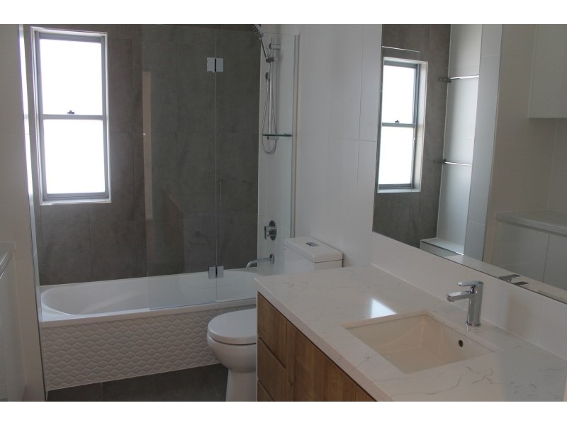 49 Parnell Boulvard, Robina QLD 4226