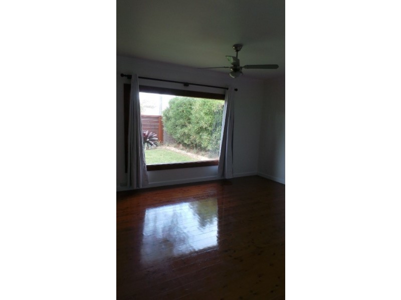 */10 Brooke, Southport QLD 4215