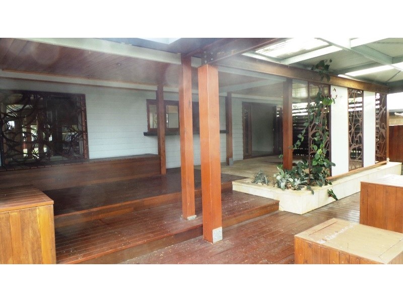 */10 Brooke, Southport QLD 4215