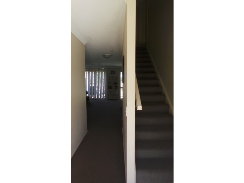 A/757 Ashmore Road, Ashmore QLD 4214