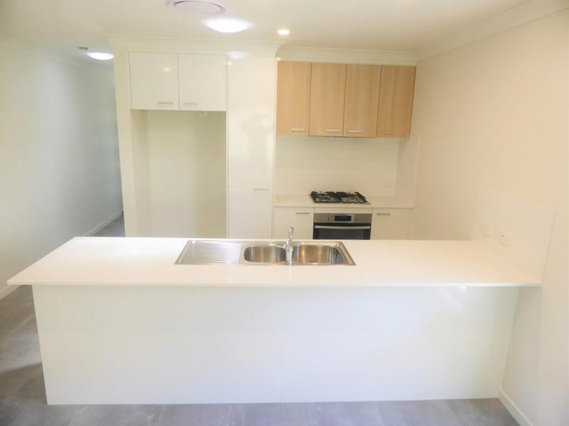 20 Eminence Lane, Bridgeman Downs QLD 4035
