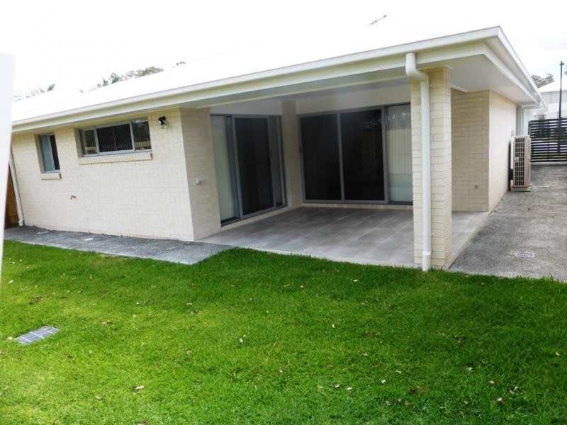 20 Eminence Lane, Bridgeman Downs QLD 4035