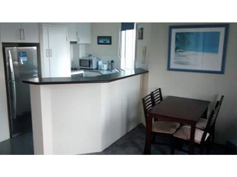 7 Mallana St, Surfers Paradise QLD 4217