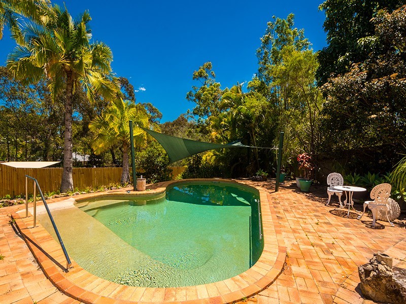 25 Balfour Crescent, Highland Park QLD 4211