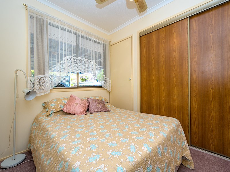 25 Balfour Crescent, Highland Park QLD 4211
