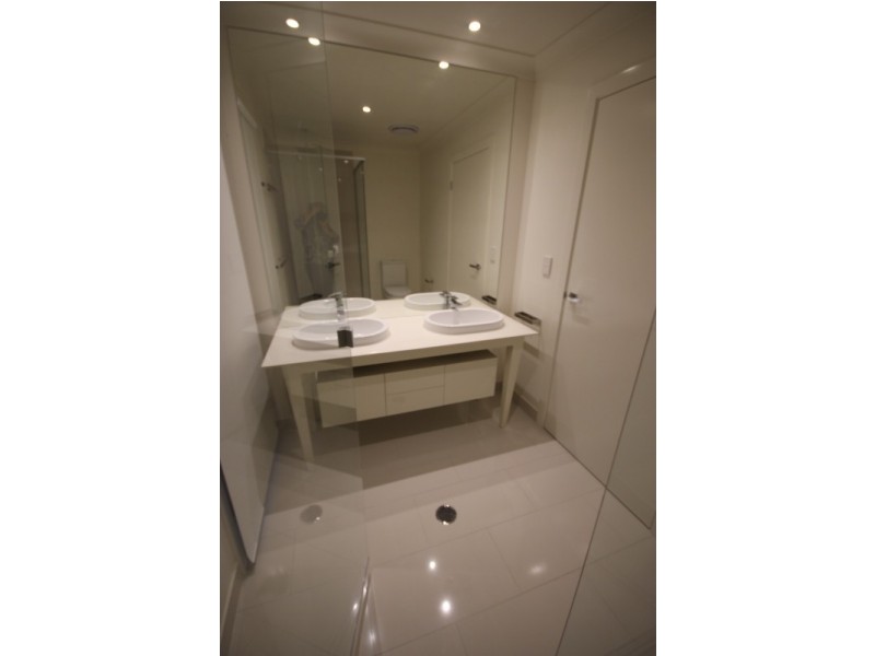 #/87 Peninsula Drive, Robina QLD 4226