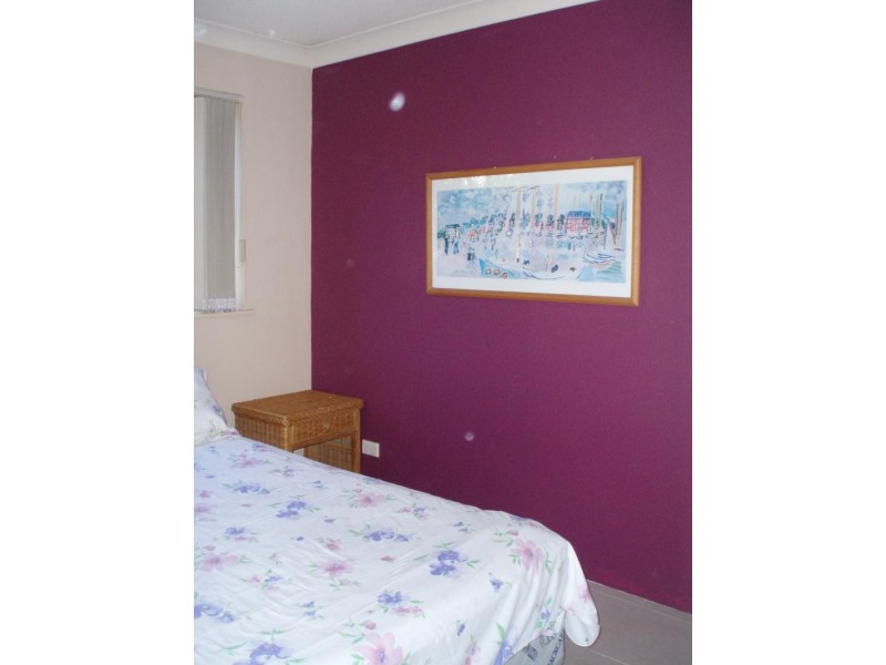 11/10 Genoa Street, Surfers Paradise QLD 4217