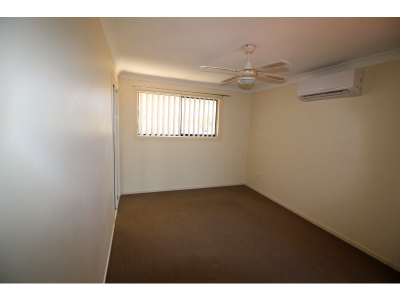 2/5 Brittney Court, Ashmore QLD 4214