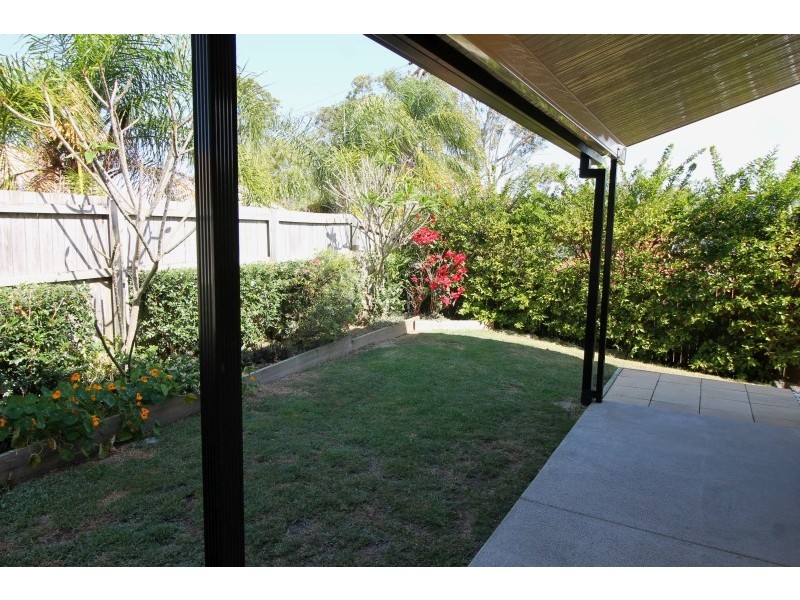 2/5 Brittney Court, Ashmore QLD 4214