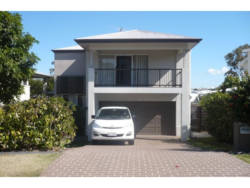 15 Lachlan Drive, Wakerley QLD 4154