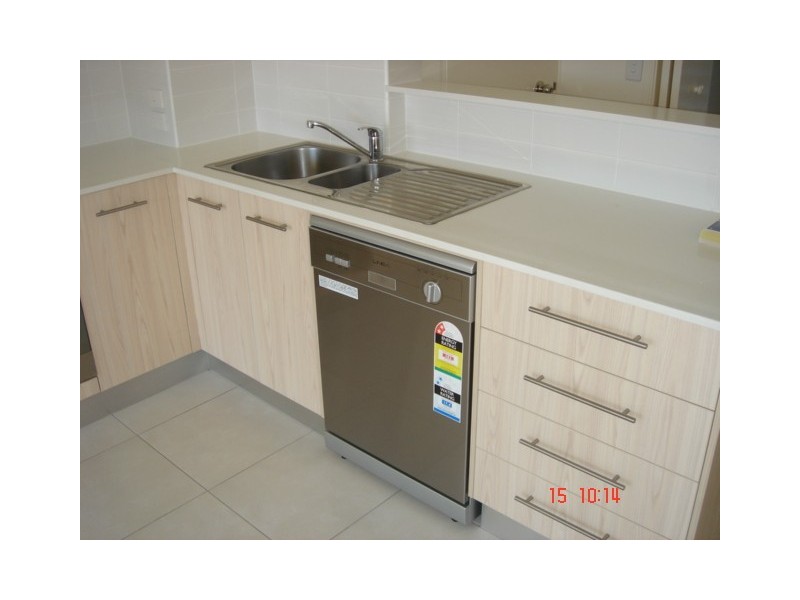 26/68 Pulgul Street, Urangan QLD 4655