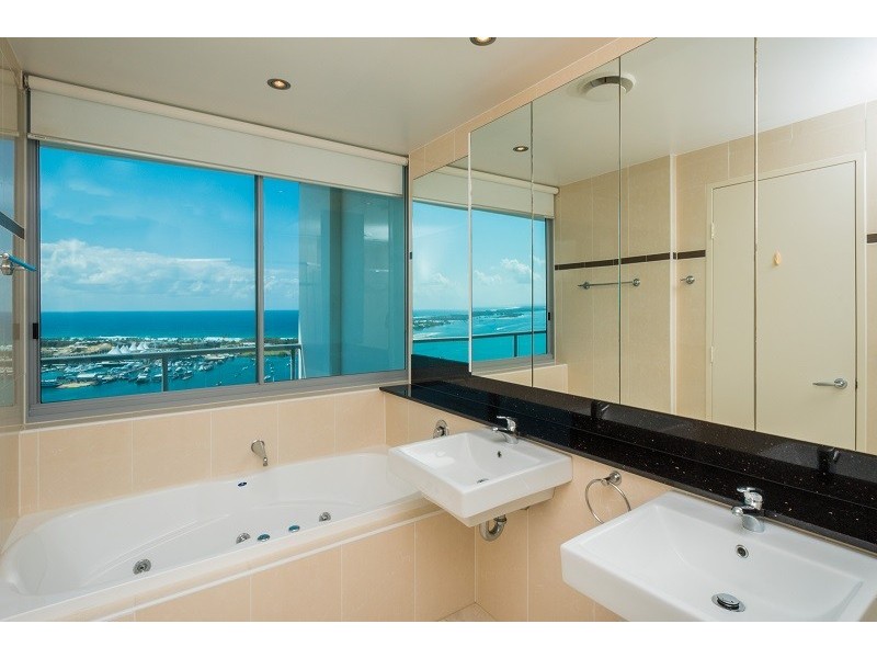 3202/1 Como Crescent, Southport QLD 4215