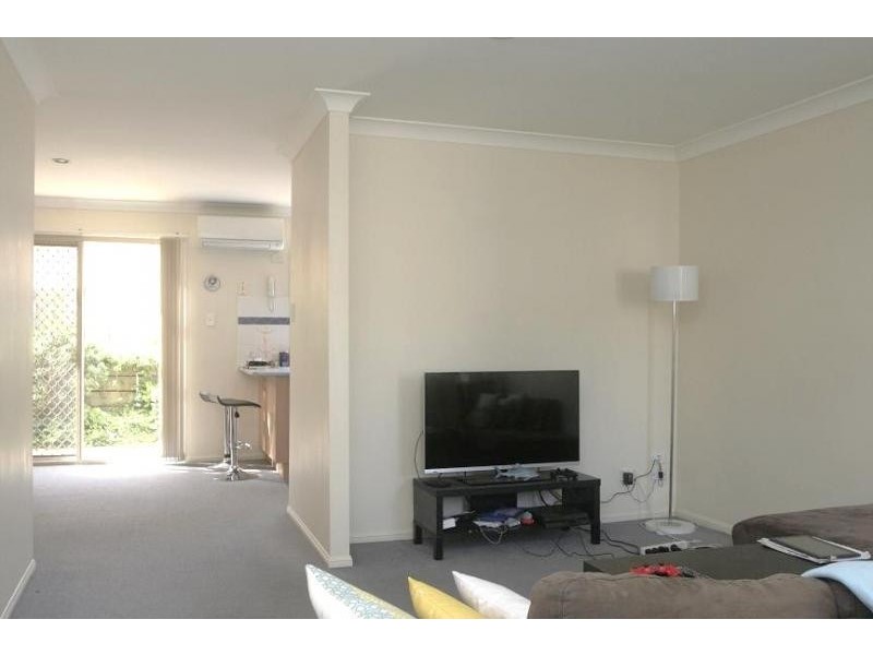 28/10 Chapman Place, Oxley QLD 4075