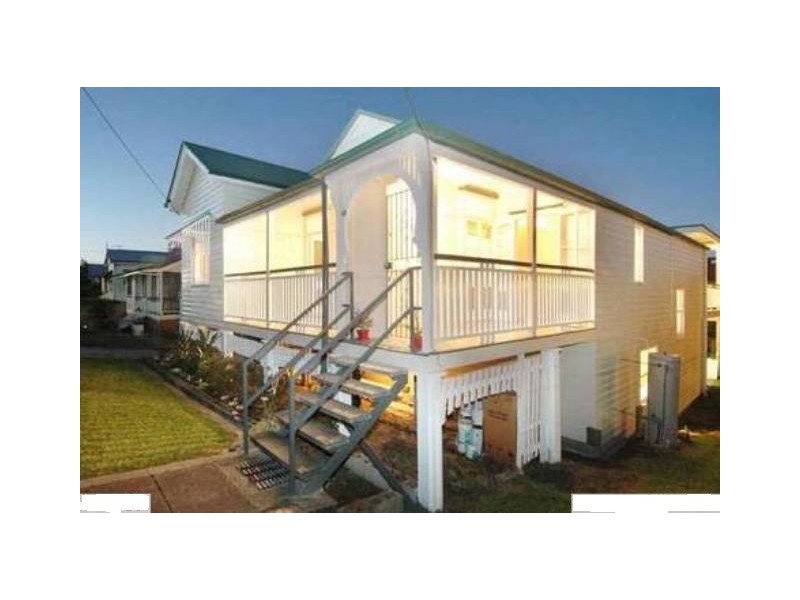 60 Shakespeare Street, Coorparoo QLD 4151