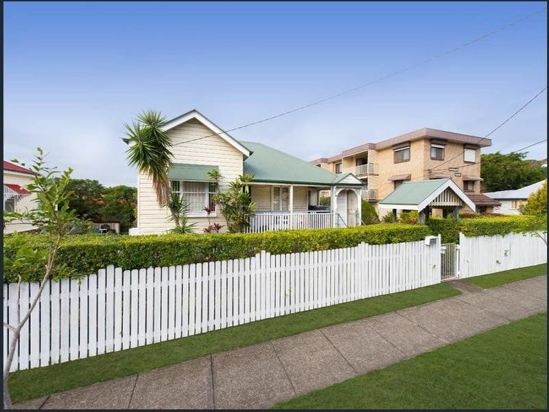 60 Shakespeare Street, Coorparoo QLD 4151