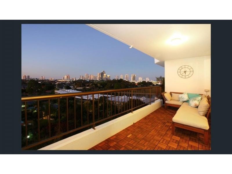 25/54 Hooker Boulevard, Mermaid Waters QLD 4218