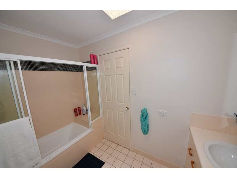 32/302 College Road, Karana Downs QLD 4306