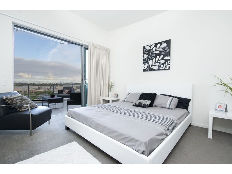 130/2 Riverwalk Avenue, Robina QLD 4226