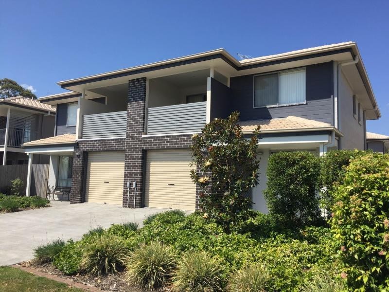 Pacific Pines QLD 4211