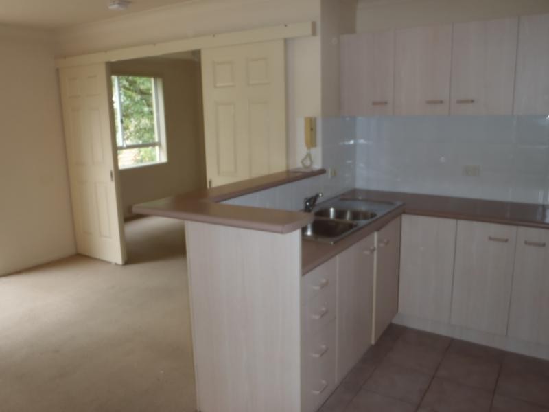 19 Taylor Street, Biggera Waters QLD 4216