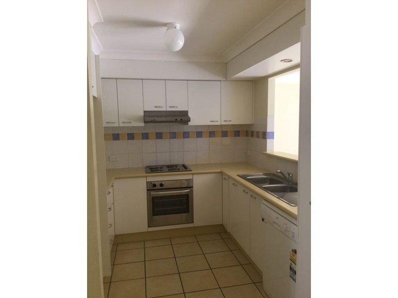60/333 Colburn Ave., Victoria Point QLD 4165