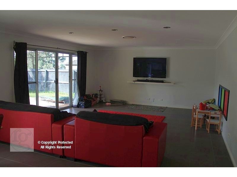 3 Yarama Court, Upper Coomera QLD 4209