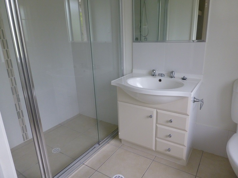 &/30 Carmarthen Circuit, Pacific Pines QLD 4211