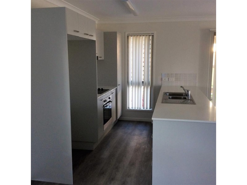 B/21 CLEARWATER STREET, Bethania QLD 4205