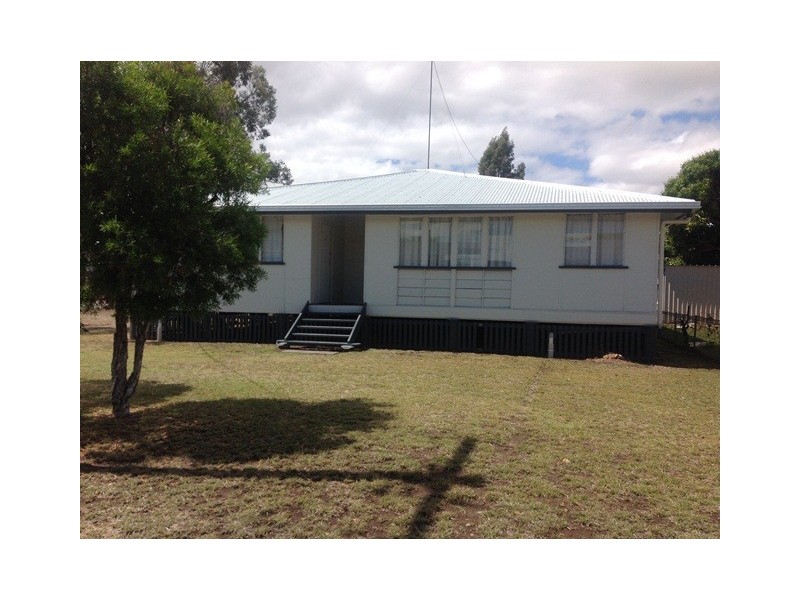 1/10 Buckland St, Biloela QLD 4715