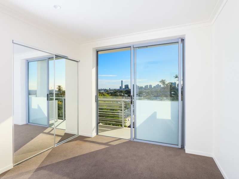 C106/8 Lochaber St, Dutton Park QLD 4102