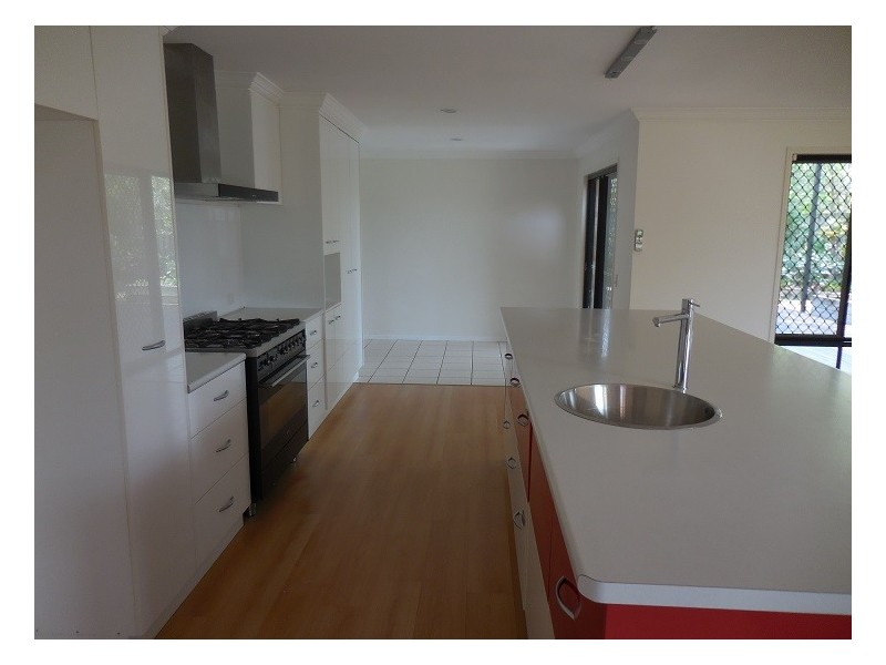 13-15 Hicklin Street, Springfield QLD 4300