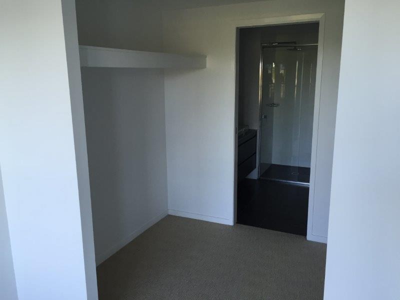 A6/9 Moores Crescent, Varsity Lakes QLD 4227