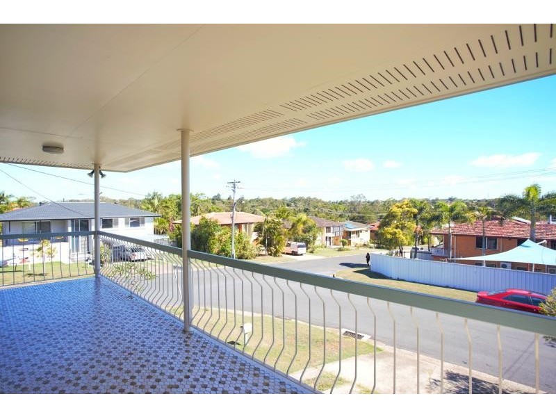 28 Fernshaw St, Macgregor QLD 4109