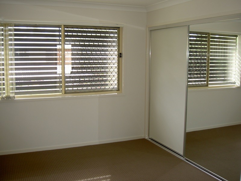 56 Wright Street, Carindale QLD 4152