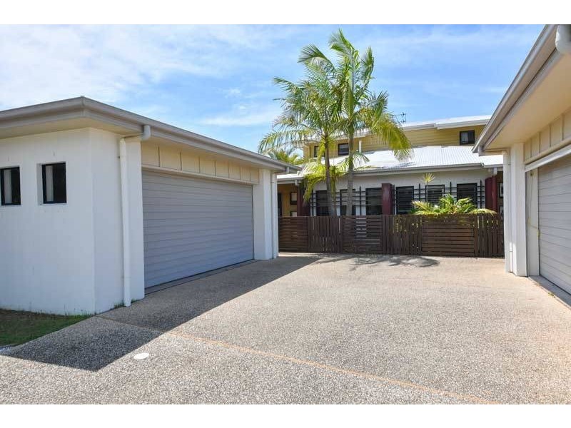 1/9 Suzanne Close, Mudjimba QLD 4564