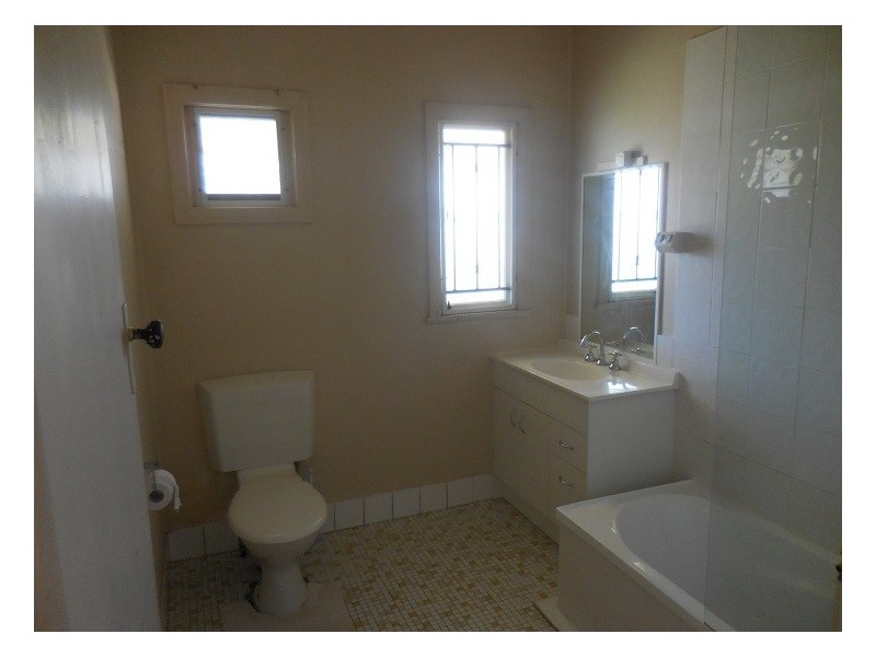 14 Bland Street, Coopers Plains QLD 4108