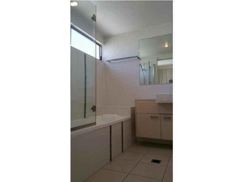 26/15 Walsh St, Milton QLD 4064