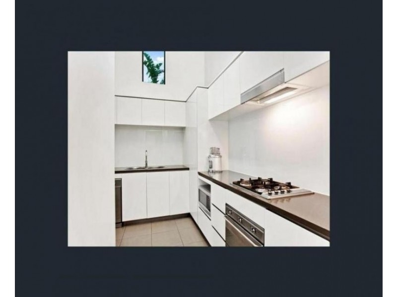 15 Walsh St, Milton QLD 4064