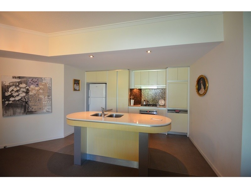 28 Bayview St, Runaway Bay QLD 4216