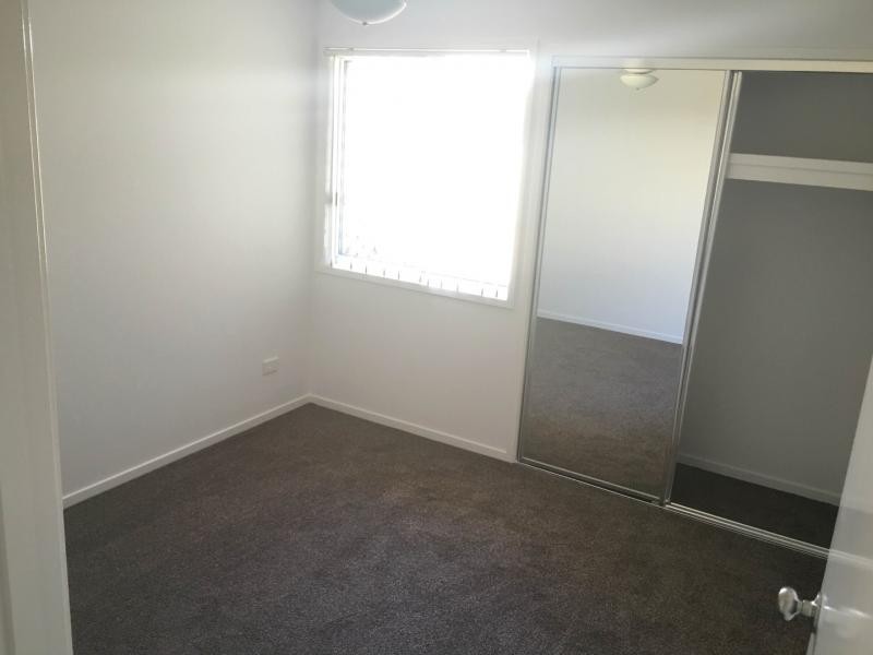 B/33 CLEARWATER STREET, Bethania QLD 4205
