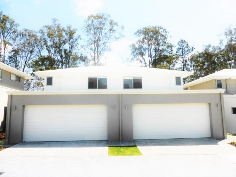 22/2 WEEK RENT FREE, Bridgeman Downs QLD 4035