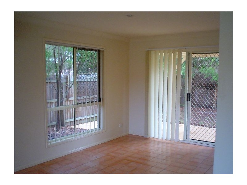 18/27 Camille Crescent, Wynnum West QLD 4178