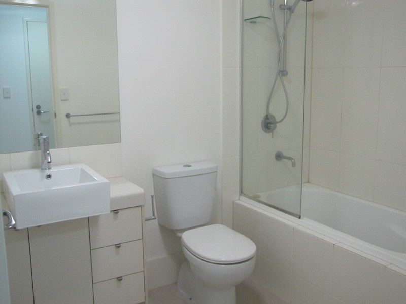 23 Playfield Street, Chermside QLD 4032