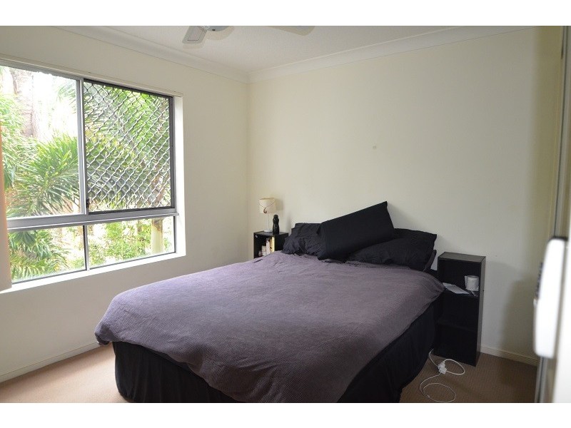 13 Bright Avenue, Labrador QLD 4215