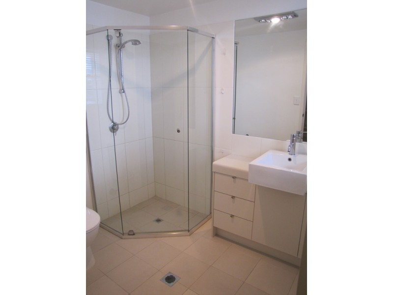 23 Playfield Street, Chermside QLD 4032